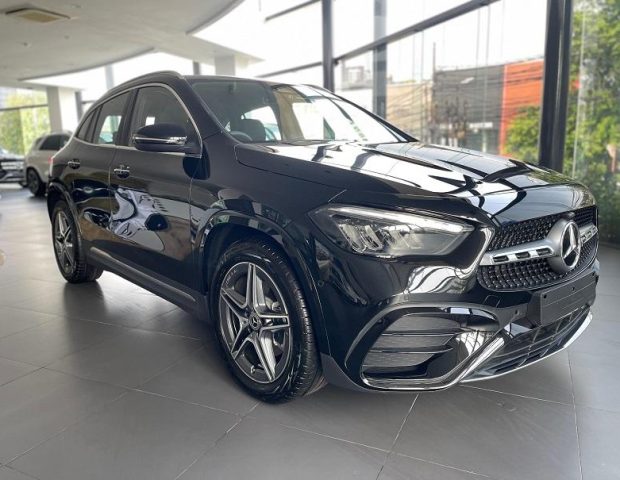 Promo Mobil Mercedes-benz GLa200 AMG